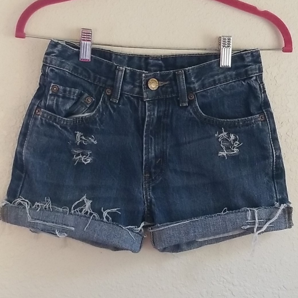 Distressed Levi's shorts 14 kids‎